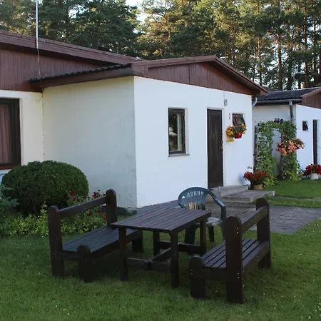Piirisaare Turismitalu Pensión *